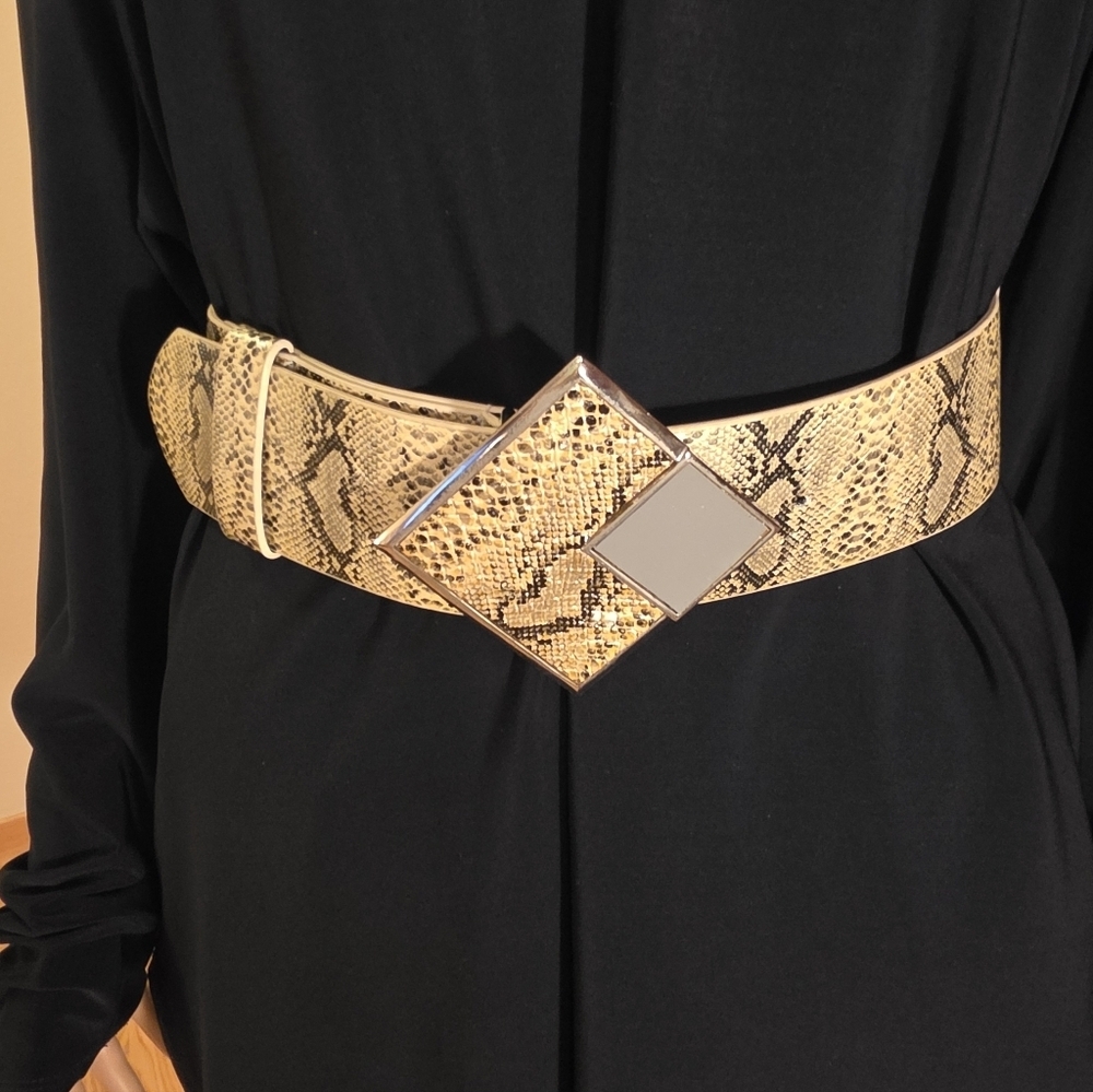 Vintage Vegan Maximalist Statement Piece Snakeskin Print Belt 27" - 31" - Picture 12 of 13